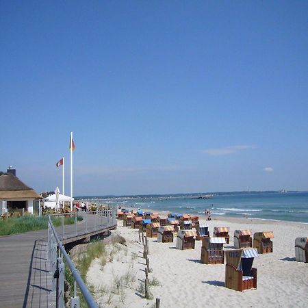 Res-408-Residenz-Teilseeblick Scharbeutz Luaran gambar